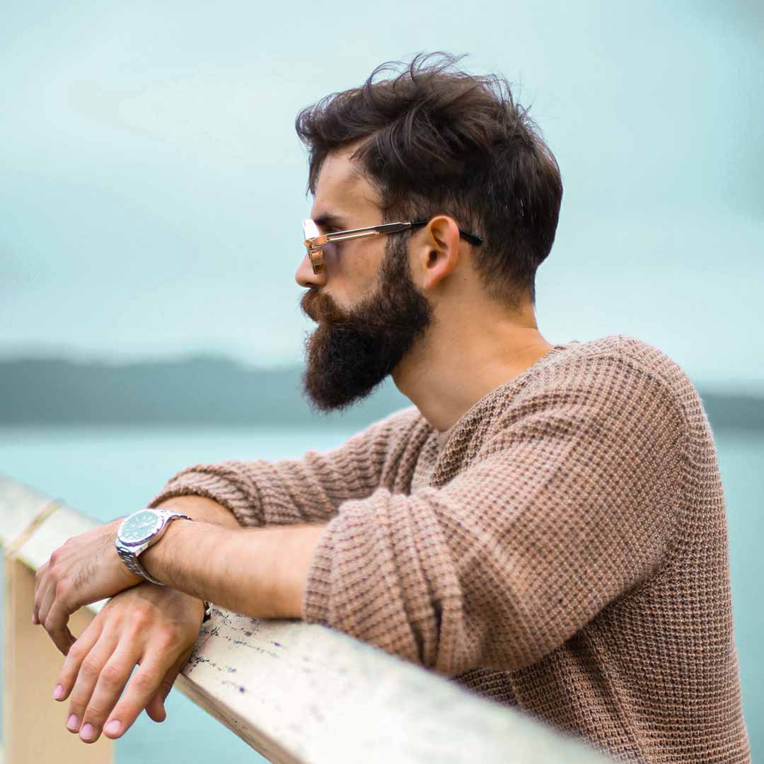 Barber4 Contact Pic3